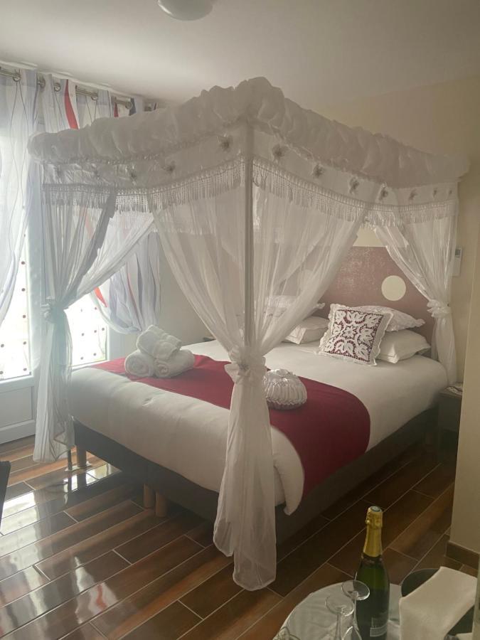Esprit Etape Bed and Breakfast Saint-Barthélemy-de-Vals Buitenkant foto